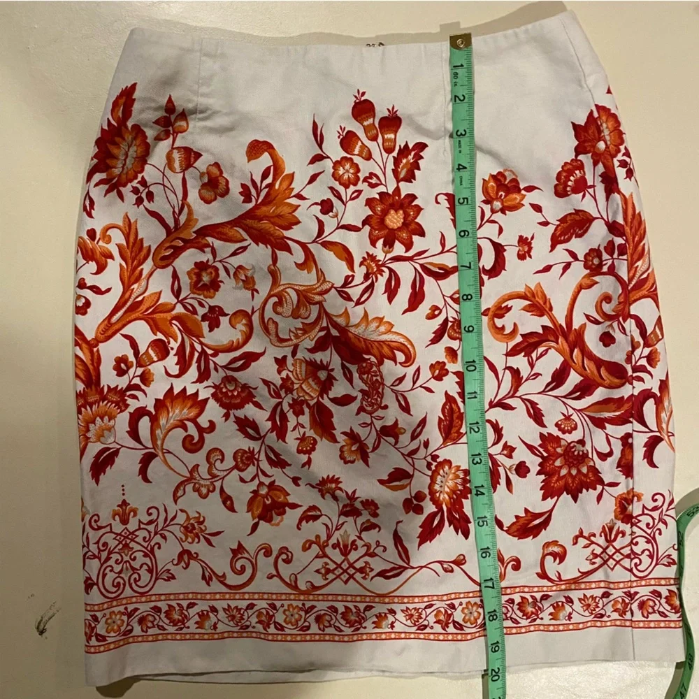 Talbots Skirt Women’s 8P Tan Floral Print Flat Front Zipper Back Slit Cotton - Picture 7 of 7